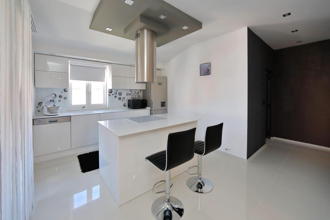 Apartments Neli 비빈제 외부 사진