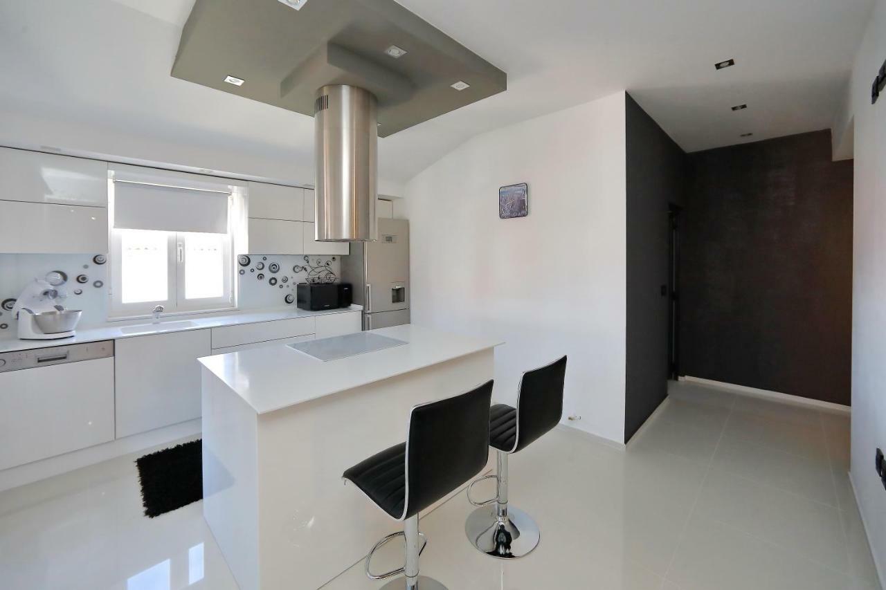 Apartments Neli 비빈제 외부 사진