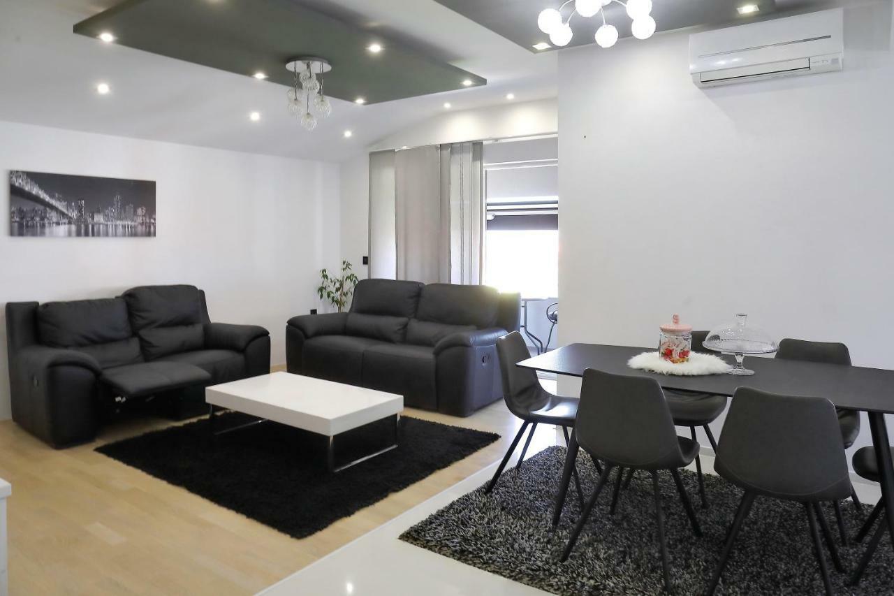 Apartments Neli 비빈제 외부 사진