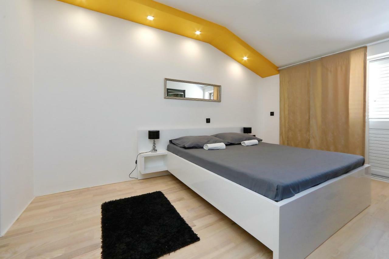 Apartments Neli 비빈제 외부 사진