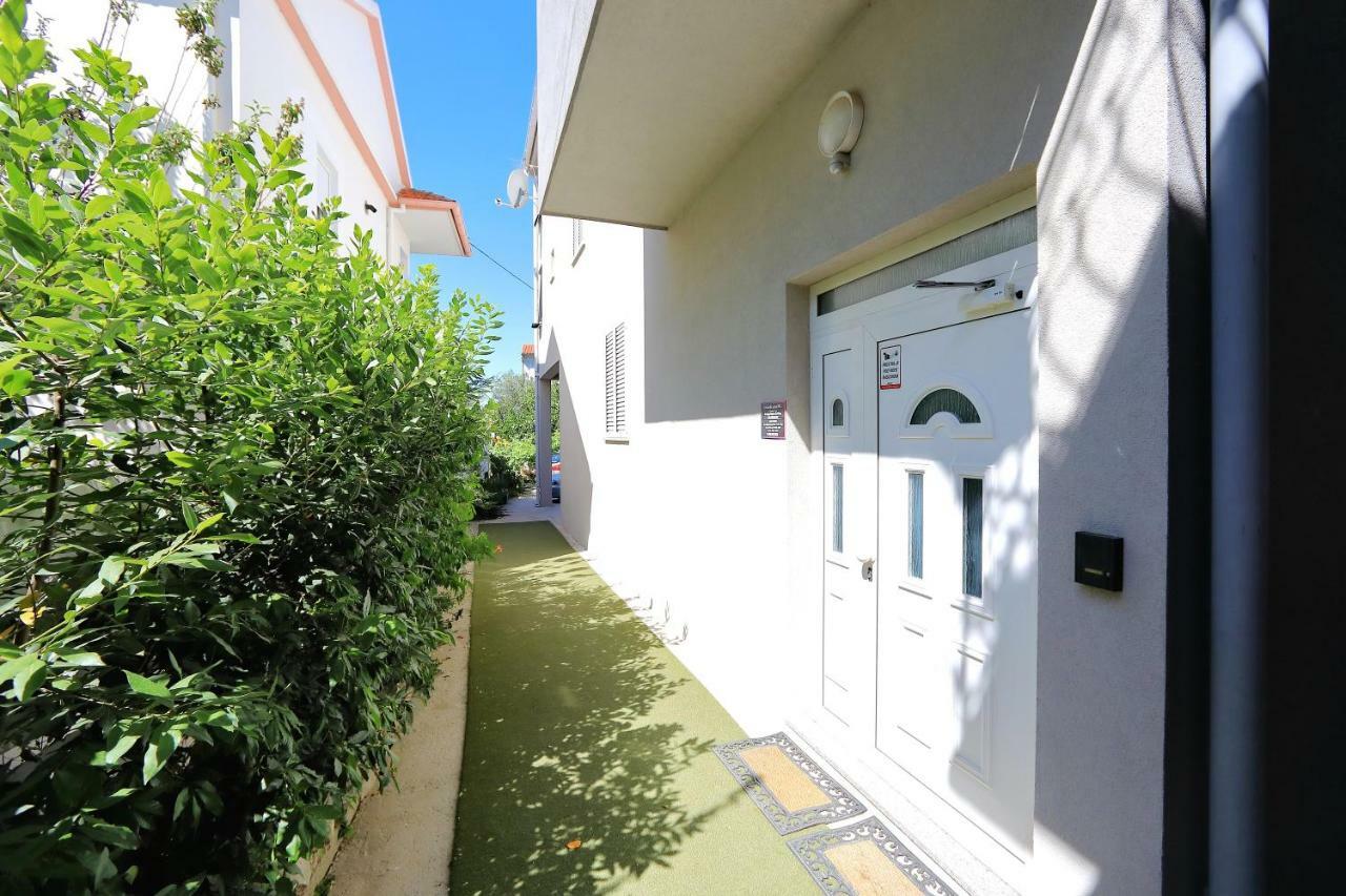 Apartments Neli 비빈제 외부 사진